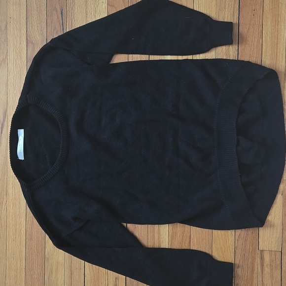 Open Back Sweater - Picture 3 of 5